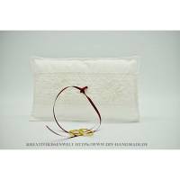 weißes Ringkissen mit schöner Baumwollspitze für Deine Hochzeit, Vermählung, Trauung,  20 x12 cm, Unikat Bild 1