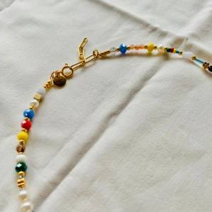 Bunte Halskette für den Sommer, Edelsteinkette aus bunten Perlen als Geschenk für beste Freundin, Geschenk für Frauen mi Bild 9
