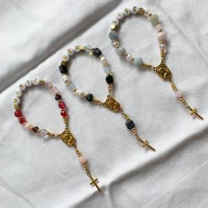 Rosenkranz klein mit Edelstein personalisiert mit Name Geschenk Kommunion Gebetskette religiöses modernes Geschenk Firmu Bild 4