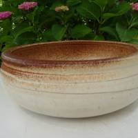 Handgeformte Keramikschüssel aus Dänemark. Bild 1