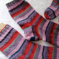 Socken für Mama und Baby, handgestrickt, Größe 40/41 und Neugeborene , Stricksocken, Wollsocken, Damen Socken Bild 5