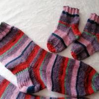 Socken für Mama und Baby, handgestrickt, Größe 40/41 und Neugeborene , Stricksocken, Wollsocken, Damen Socken Bild 6