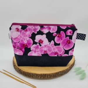 Projekttasche für Sockenstrickzeug, Orchideen, Handarbeitstasche , Strickaufbewahrung, Bobbeltasche, knitting bag Bild 1