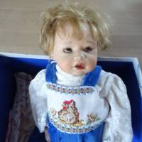 Handgearbeitete Baby-Puppe aus Bisquitporzellan. Für Sammler Bild 2