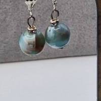 Perlen Ohrringe Marmoriert in schönen Blautöne aus der Perlvogel Kollektion Ohrringe Bild 4