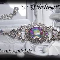 Armband mit irisierenden Strasssteinen als Brautgeschenk, für Brautjunfern, Armschmuck mit großem Cabochon Bild 2