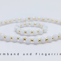 Glasperlen Schmuckset aus Armband und Ring Farbe Weiß und Gold Schmuckstück Perlenschmuck Bild 1