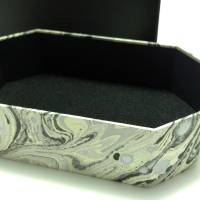 Box mit Stülpdeckel 8-eckig mit marmoriertem Papier Bild 6