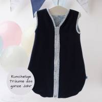 Ganzjahres Baby Schlafsack aus Baumwolle – Kuschelig & Warm Gr. 56-62 dunkel blau Bild 1