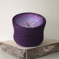(68,90€/kg) Farbverlaufsgarn / Bobbel Lavendel - innen hell Bild 3