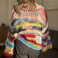 crochet Mohairsweater, Gehäkelter Sweater aus Mohair Resten und anderen Garnen Bild 4