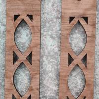 Holzohrringe Rechteck mit Muster aus Walnnussholz mit Ohrhaken aus Edelstahl Bild 1