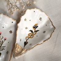 handgefertigte Austerndekoration,  handbemalt • roses & snake • als Geschenk o. als kleines Dankeschön Bild 1