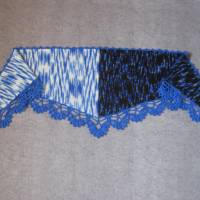 Dreieckstuch, Schaltuch aus weicher handgefärbter Wolle, gestrickt und gehäkelt, Schal, Stola Bild 3