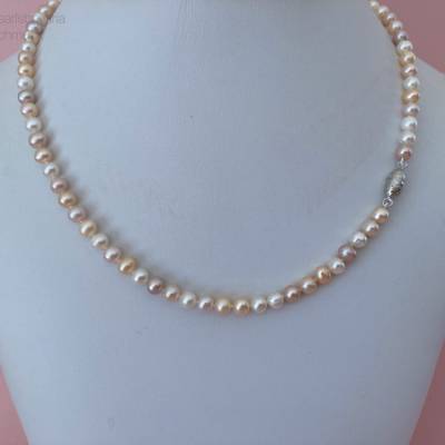 Perlenkette 50 cm, geknüpft, Magnetverschluss in Si925, Zuchtperlenkette pastellfarben, Plus Size, Geschenk Frauen