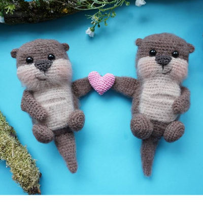 Häkelanleitung Flauschige Otter mit Herz - PDF Datei