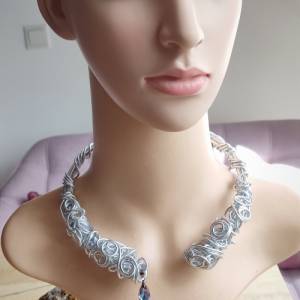 Aluminiumdraht-Halsreif , Halsreif silber , barockes Perlencollier,Medusa,offene Halskette, perlenkette silber,Halsreif Bild 2