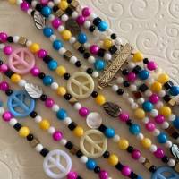 Bunte Halskette in fünf Reihen, Materialmix, Boho-Stil, Hippie-Stil, Geschenk für Frauen, Handarbeit aus Bayern Bild 6