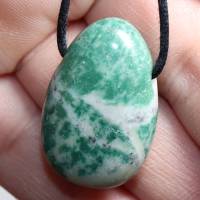 Jade | Halskette mit Band oder Silber 925 --- Stein-Größe: 29 x 18 mm Bild 6