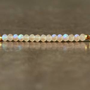 Armband Perlen rosa minimalistisch und zart als romantisches Geschenk für Sie Bild 2