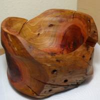 Sehr schöne gedrechselte Wollschale Garnschale Holzschale aus Apfelbaum, mit Naturrissen Bild 10