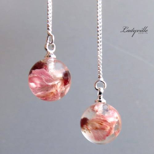 Silber Ohrringe Blüten, Perlen Durchziehohrringe Ginster Gießharz / Kettenohrringe / Terrarium Ohrringe / Geschenk für S