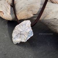 Kettenanhänger aus Silber Hortensienblüte Bild 3