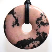 Rhodonit (Donut) | Halskette mit Band --- Stein-Größe: 35 mm Bild 1