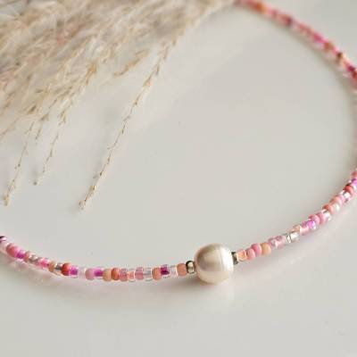 zarte Halskette mit echter Süßwasserperle