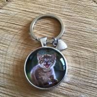 „Miau“ süßer  Glascabochon -Schlüsselanhänger mit Katze Bild 1