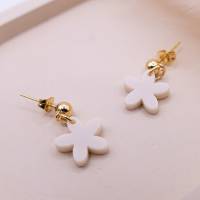 Ohrringe Blume beige/braun  in Gold allergikerfreundlich Edelstahl & Acryl - leichte Ohrringe Geschenk beste Freundin Bild 3