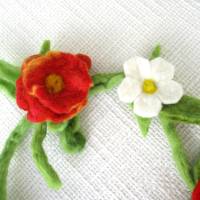 Filzblumengirlande mit bunten Blumen handgefilzt orange rot gelb weiß Bild 4