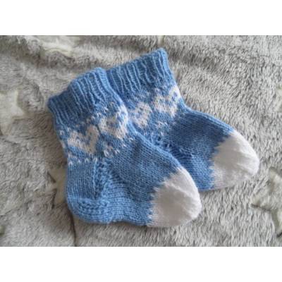Söckchen Babysöckchen blau mit Herzchen Strümpfe Gr. 18/19  Fusslänge 11 cm handgestrickt für Jungen von Kramboden