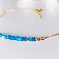 Zarte Gold filled Halskette mit Apatit blau, längenverstellbare Kette, Layer Kette Gold filled, Edelstein Kette Bild 2