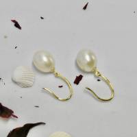 Perlenohrhänger aus wunderschönen weißen Tropfenperlen 9 x 8,5 mm Bild 3