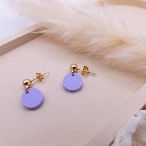 Ohrringe Punkte Lila aus Acryl in Gold allergikerfreundlich aus Edelstahl - leichte Ohrringe Punkt Lavendel - Geschenkid Bild 5