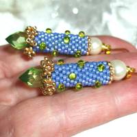 Fröhliche Ohrringe lila grün handgestickt handgemacht Ohrhänger Bild 8
