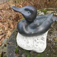 Gartenskulptur "Ente", Kupfer auf Stein Bild 3