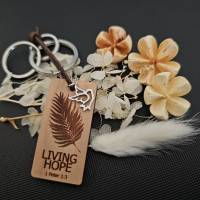 Christlicher Schlüsselanhänger "Living Hope" aus Holz - Einzigartig & handgefertigt Bild 1