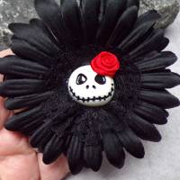 SCHWARZ Skull Jack Haarspange Haargummi Stoff Rose  Blume Bild 2