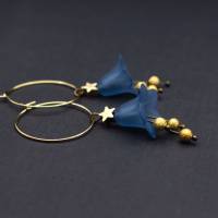 Ohrringe, Blüten, Creolen, blau, gold, Sterne, Glitzer Bild 3