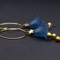 Ohrringe, Blüten, Creolen, blau, gold, Sterne, Glitzer Bild 5
