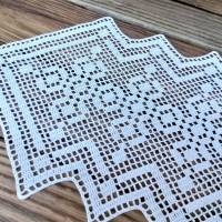 Häkeldeckchen Häkeldecke Decke Tischläufer weiß Handarbeit häkeln 80 cm Bild 6