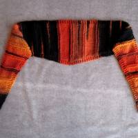 Kleines Schaltuch, Halstuch aus weicher Wolle und in tollen Farben, Dreieckstuch, gestrickt Bild 4