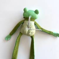 Froschhandpuppe für märchenhaftes Puppenspiel, Frosch, Frosch Figur, Handpuppe, Puppentheater, Marionette, Stockpuppe Bild 8