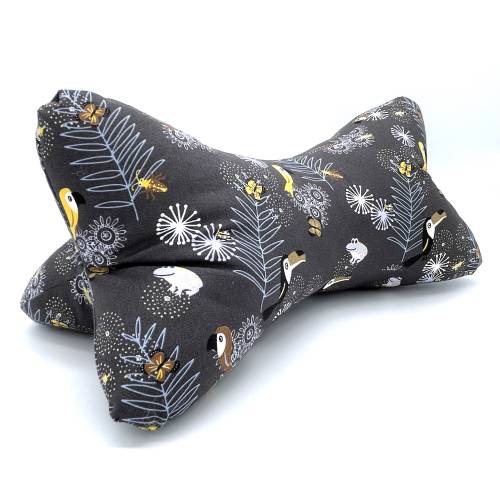 Leseknochen/Nackenkissen aus dunkelgrauem Baumwollstoff mit Tukan-Motiven, handgearbeitet