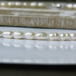 Süßwasserperlen Halskette unisex eine Naturperlenkette als Perlen Choker oder Perlenkette als modernes Geschenk für ihn Bild 3
