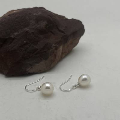 Elegante Perlen-Ohrhänger 9,2 mm, runde echte weiße Süßwasser-Perlen, Brautschmuck mit Silberohrhängern