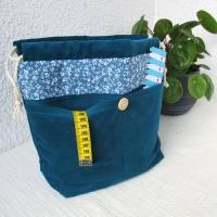 Projekttasche Handarbeitsbeutel Kordelzugbeutel aus Babycord und Baumwolle blau Bild 10
