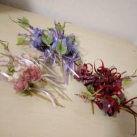 Geschenkaufleger, Blumenstrauß zum basteln , dekorieren - Tischdeko oder Geschenken rosa, lila ,lavendel, weinrot 13 cm Bild 1